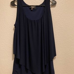 EUC TIERED SLEEVELESS TOP SZ XL